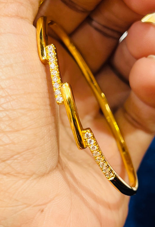 Premium Gold Plated Bracelet for Party Wear