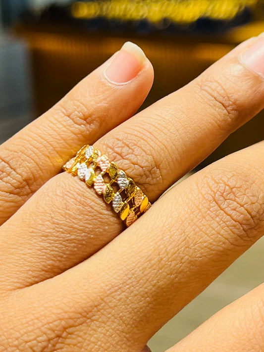 Exclusive Traditional Ring – Festive Collection