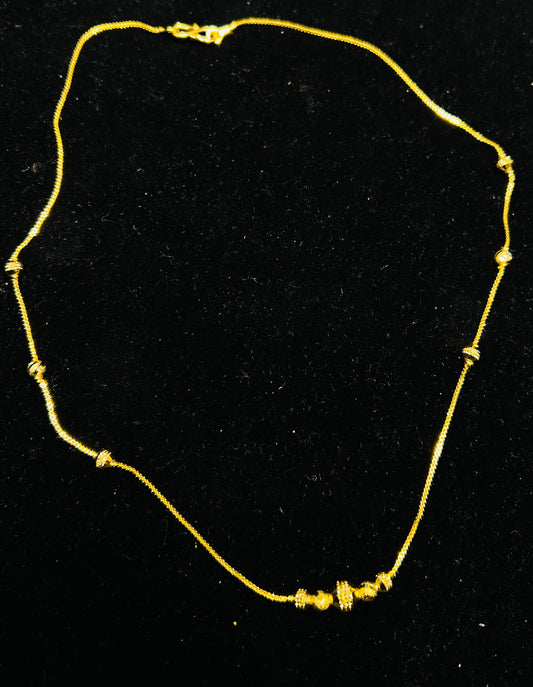 Minimal Gold Polish Chain – Smart & Sophisticated Style