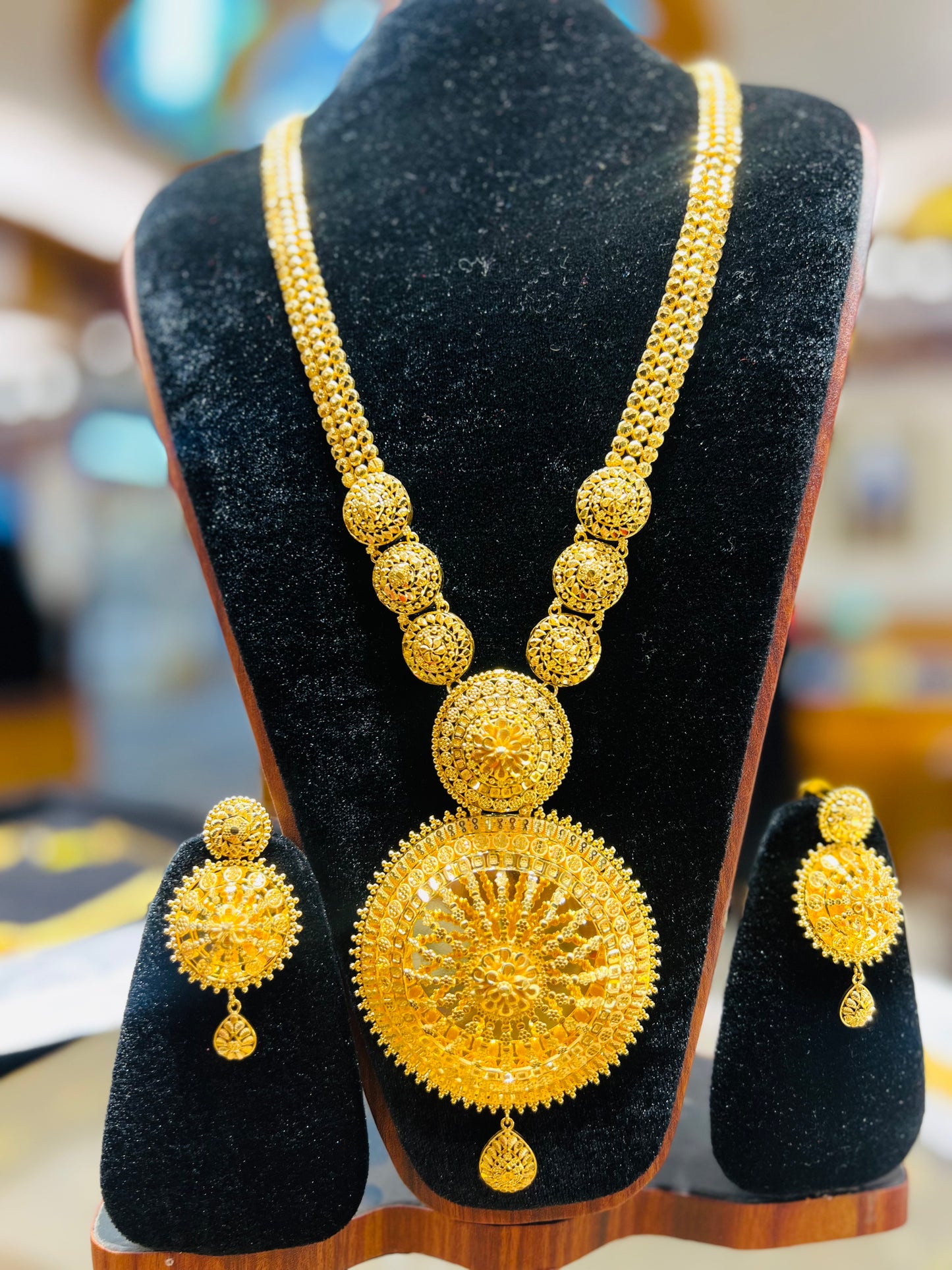 Traditional Shita Har – Elegant Festive Collection