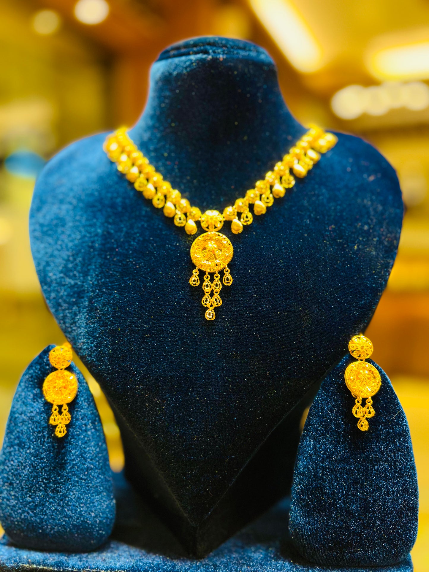Designer Gold Polish Necklace | Royal Ethnic Beauty