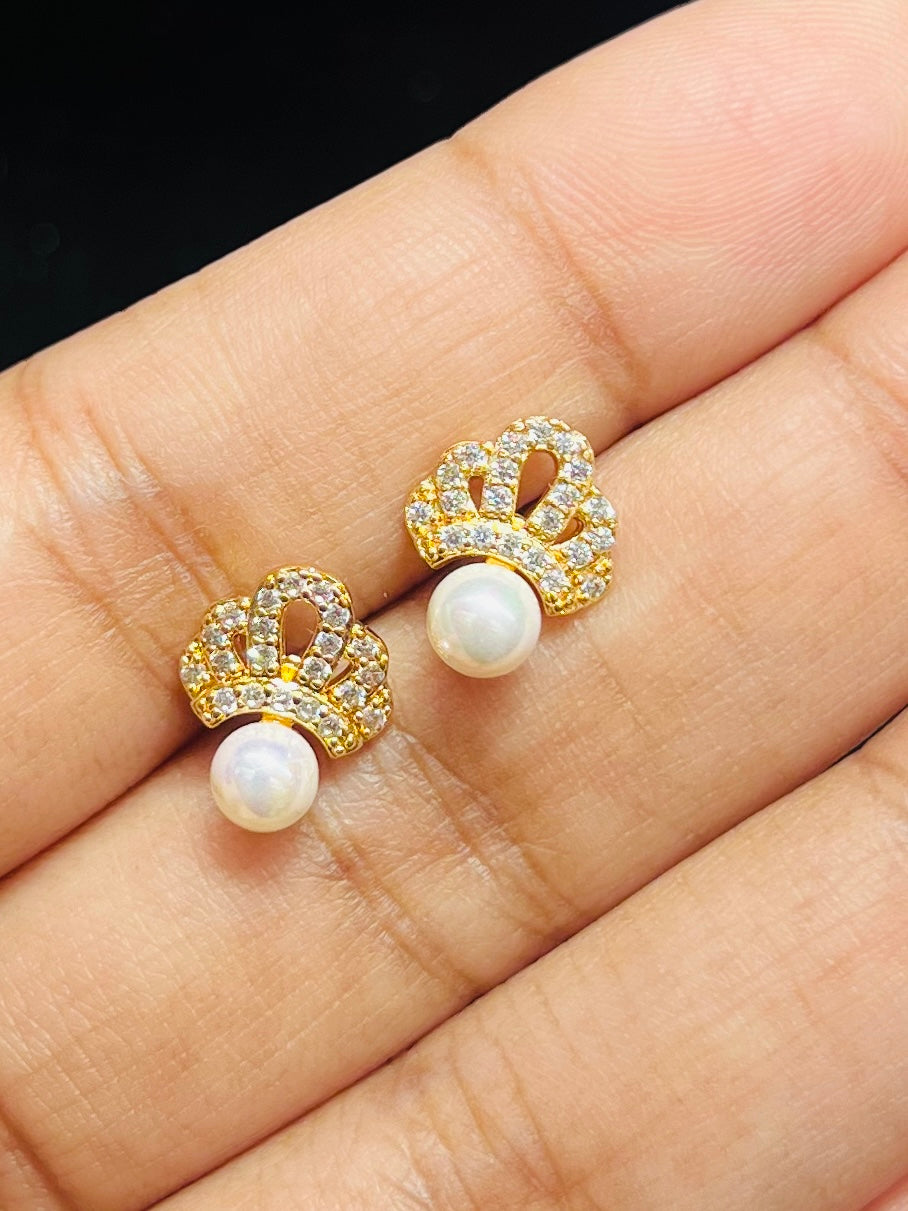 Shining Star Eartop ✨ | Simple Yet Stunning