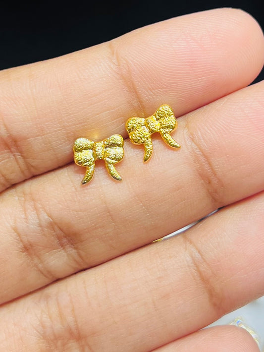 Royal Touch Eartop 👑 | Enhance Your Everyday Style