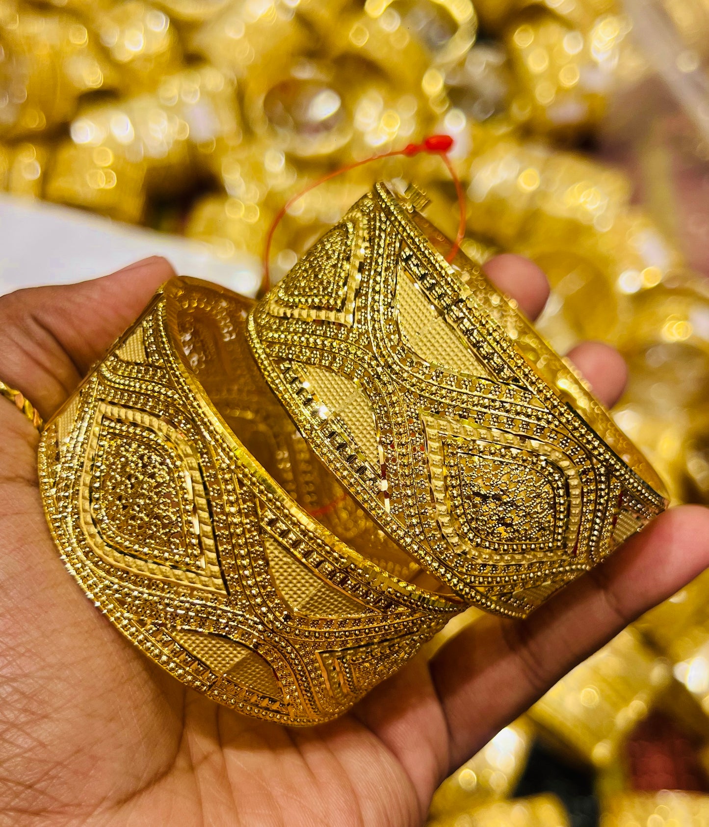 Stylish Chur Bangles – Modern Traditional Look
