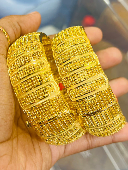 Stylish Chur Bangles – Modern Traditional Look
