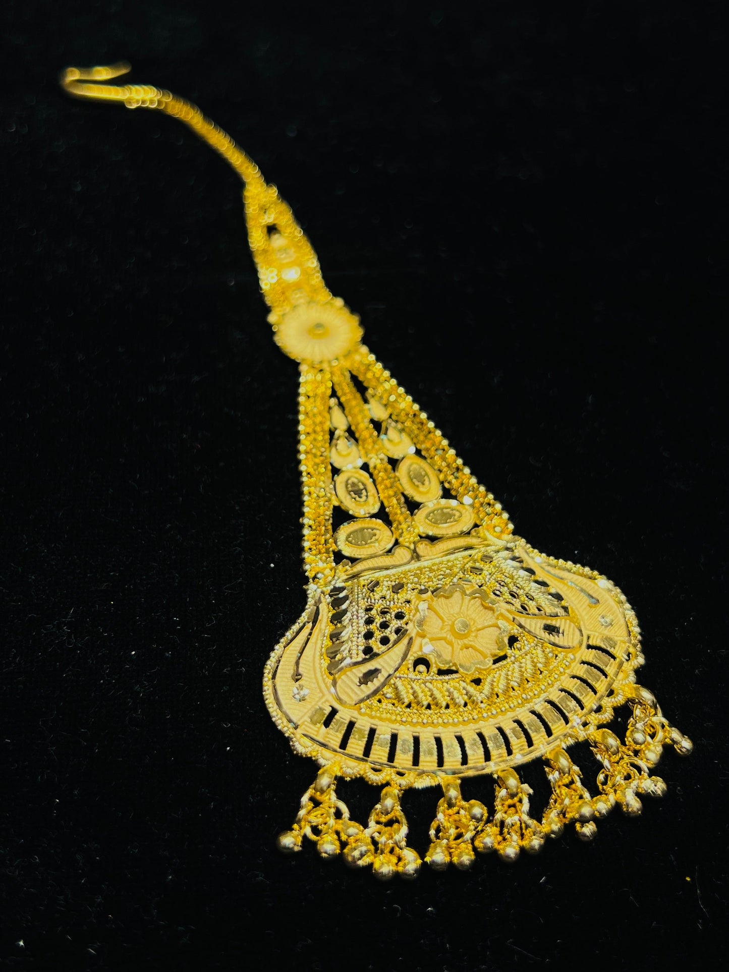 Shiny Festive Tikli with Classic Design Mirpur Jewelry City