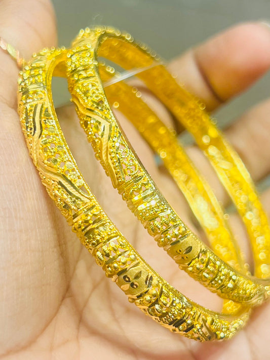 Premium 22K Gold Polish Bridal Churi (1 Pair) Mirpur Jewelry City