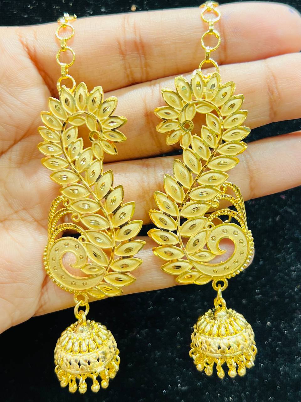 Classic Moyur Jhumka – Timeless Ethnic Beauty